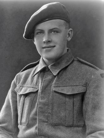 Gnr. Dennis Savory, No.6 Commando