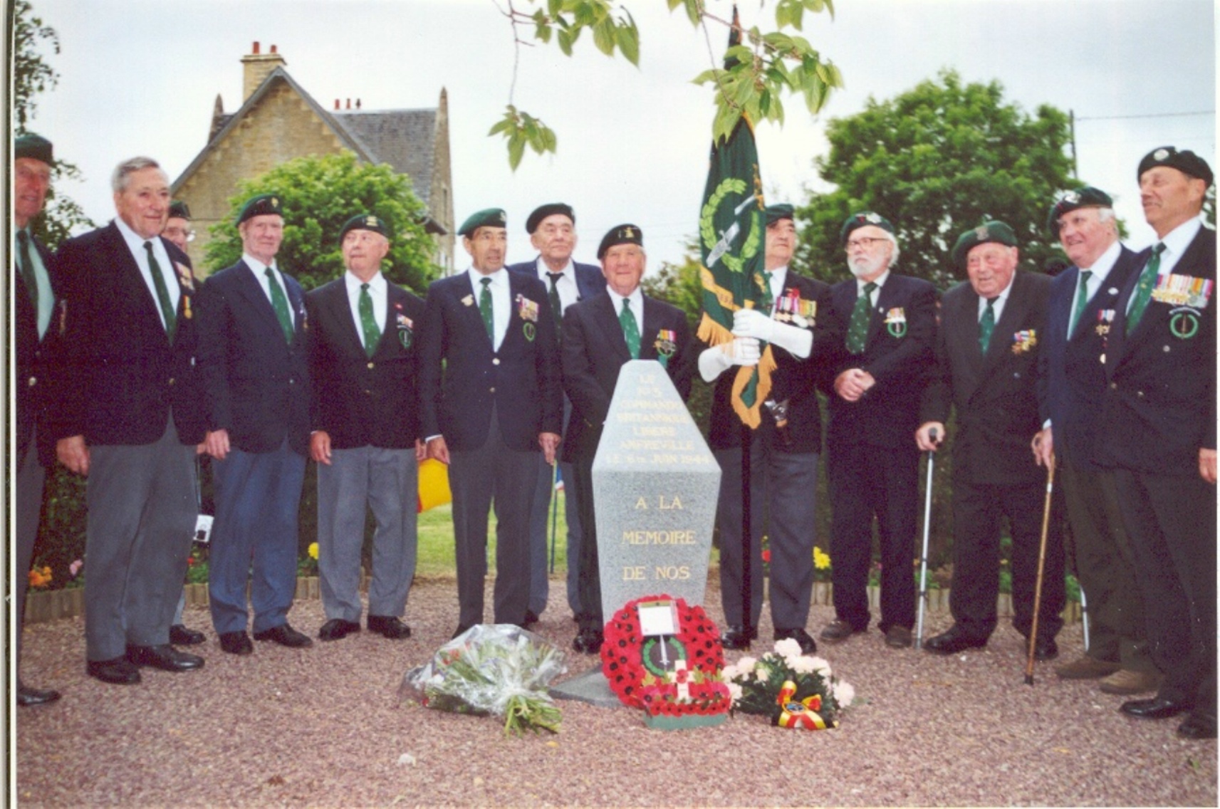 N°3 Commando veterans at Amfreville