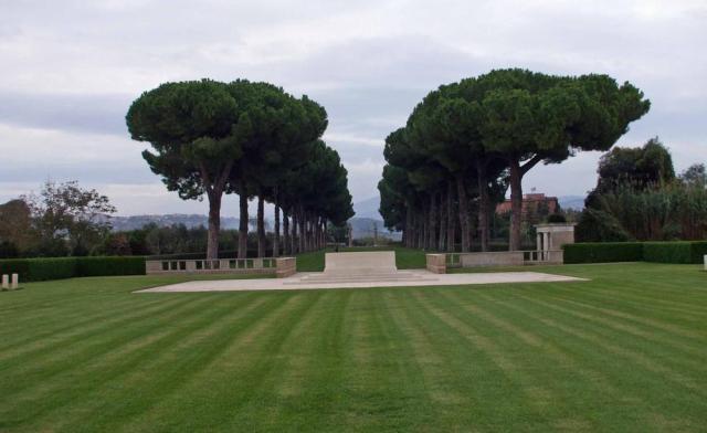 Minturno War Cemetery - 4.