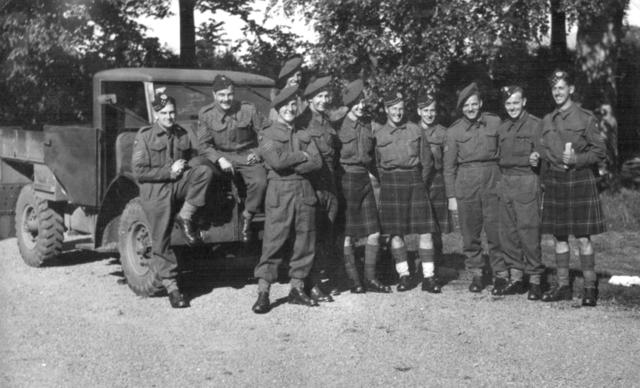 No.2 Commando Sgts. pre St Nazaire