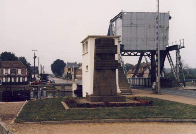 Pegasus Bridge (2)