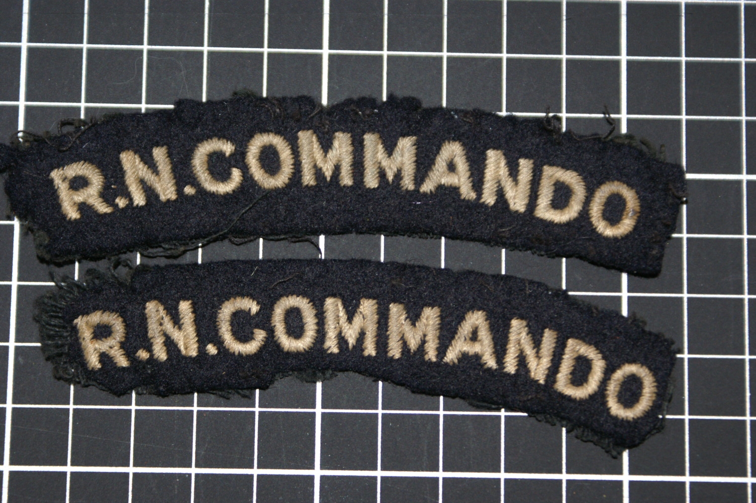 RN Commando shoulder titles-woven