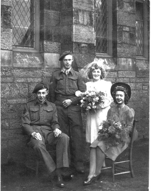 Wedding photo (2) of Albert te Grotenhuis No.10IA Cdo 2 troop