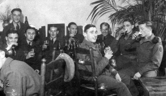Peter Begley (far right) 41 RM Commando and others