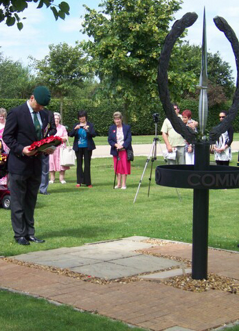 Geoff pays his respects before laying the wreath