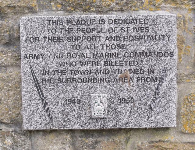 Plaque thanking the people of St Ives