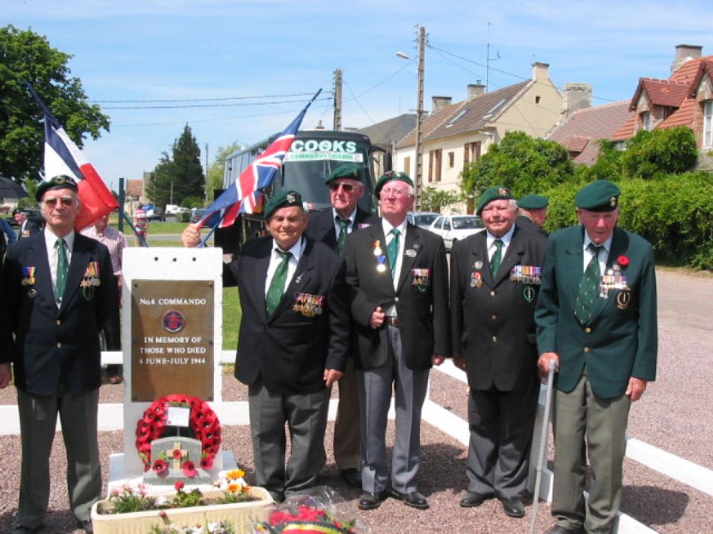 No.6 Commando Memorial Normandy 2004 (5)