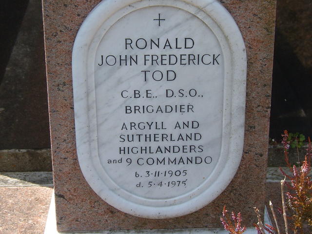 Headstone of Brigadier Ronald John Frederick Tod C.B.E, D.S.O. and Bar of No9 Commando