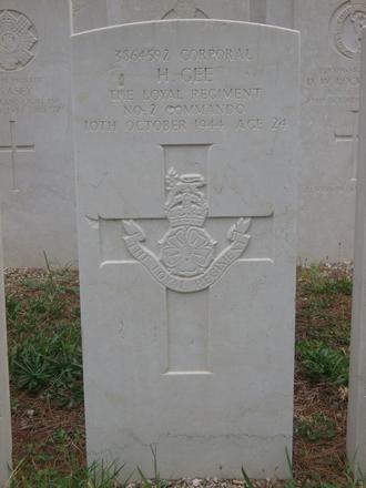 Corporal Harold Gee grave