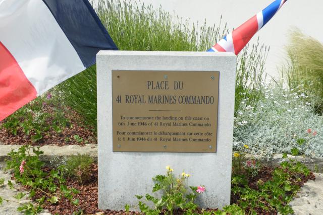 41RM Commando memorial Lion sur Mer
