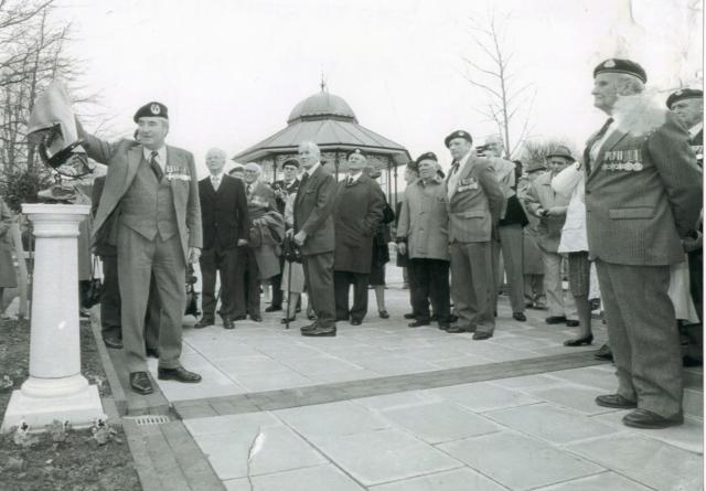 Dartmouth 1990 unveiling of the sundial and plaque