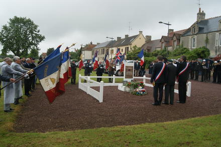 N°6 Cdo memorial ceremony 4/6/2012 Amfreville (2)