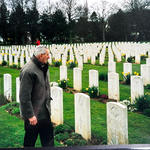 Joe Pearson No.6 Commando visits a cemetery in France