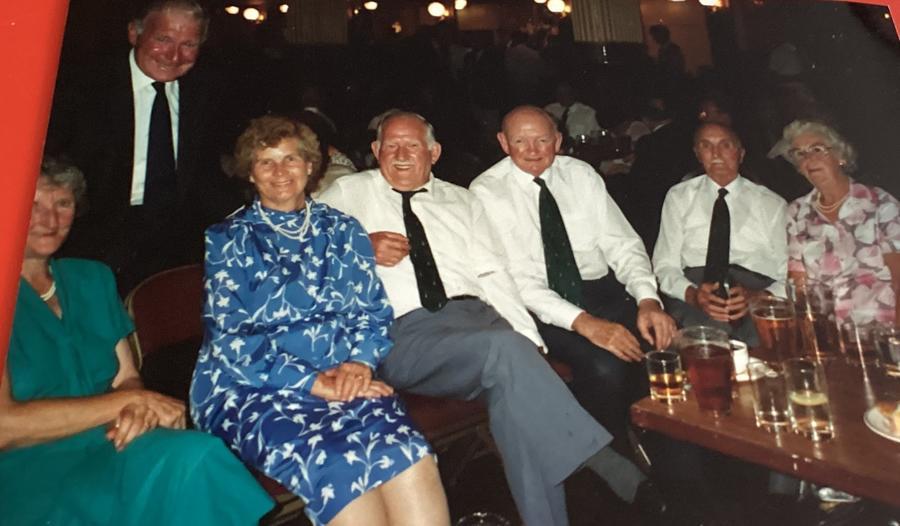 Arthur Warner (Nos.12 and 1 Cdo) and his wife and others at a reunion