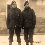 Pte. Russell Edmunds (left) and Gnr. Alex MacAulay, No.4 Cdos.