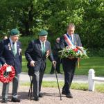 Wreath laying at the No.4 Cdo. Cairn Le Hauger 4th June 2013 (1)