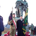 Joe Murtagh and Polish Special Forces Standard Bearer at the Memorial