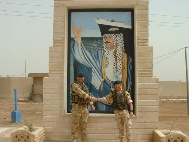 WO1's Geoff Murray and Daz Pearce - Tech Handover/Takeover in Iraq 2003