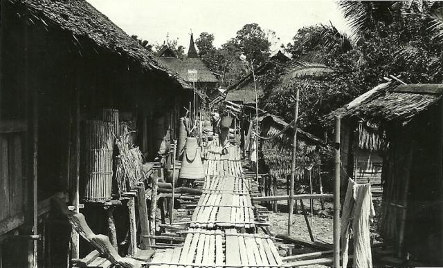 OFP Sarawak 1965  -  “Visiting” Longhouse Village(b).
