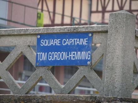 Square Capitaine Tom Gordon Hemming, Luc-sur-Mer, Normandy