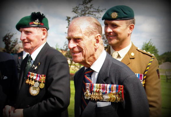 Les Whipps No 9 Cdo,  HRH Duke of Edinburgh, and Capt Geoff Murray