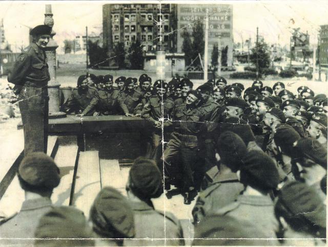 Monty addresses some of No 3 Cdo in Berlin (2)