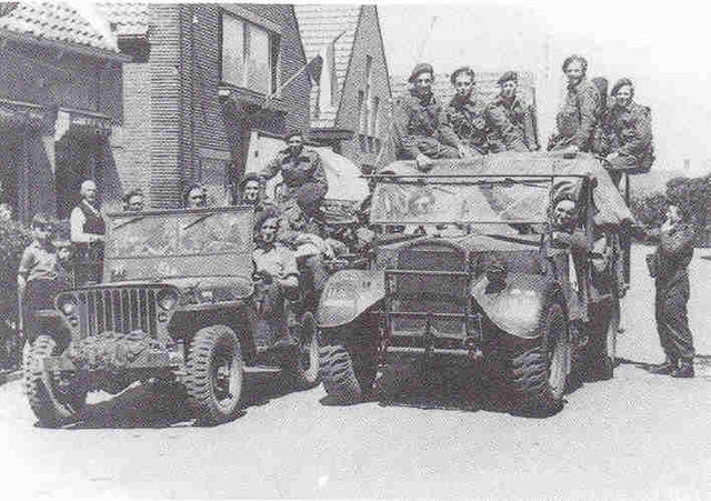 Dutch troop 1st reinforcement at Drimmelen (1)