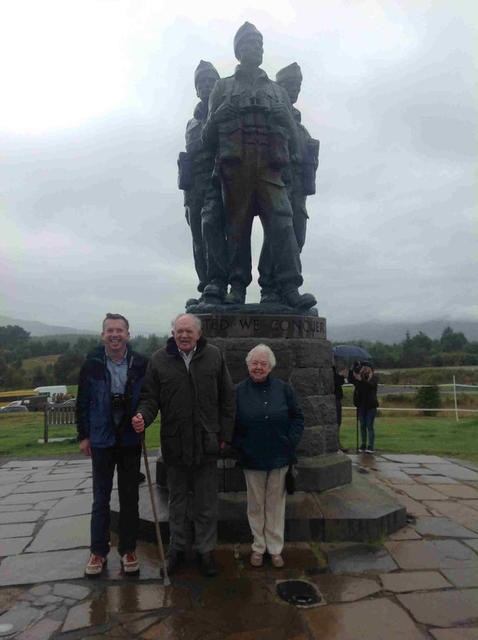 John Morgan 2 Cdo Bde Signals, with his wife and son