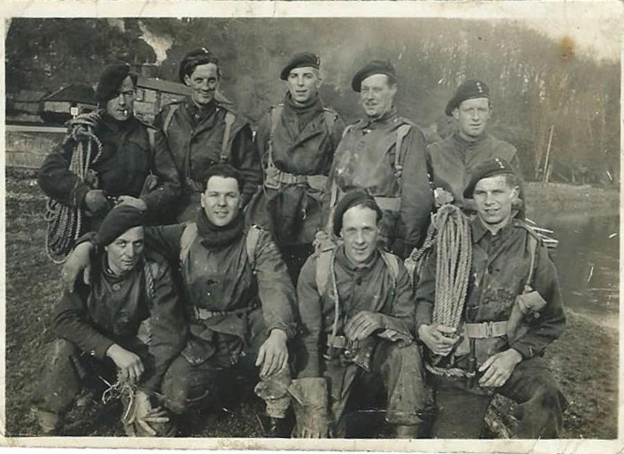 2 Brigade Signallers, James Murray (front 2nd left) and others