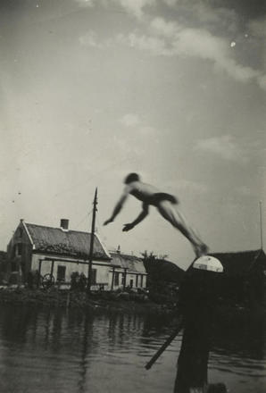 Thomas McGuinness diving