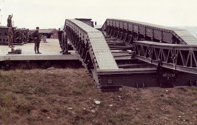 Building a 12-bay double storey medium girder bridge at Weymouth, July 1989