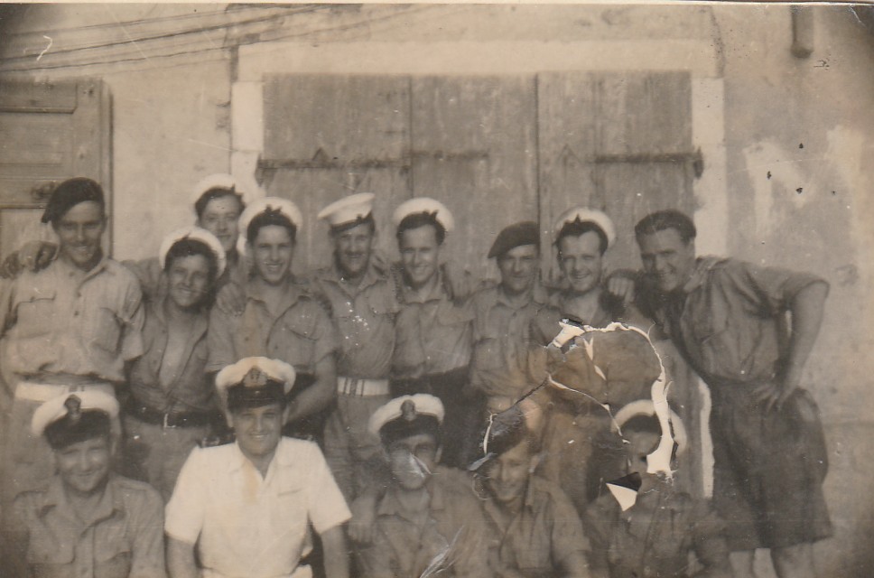 Members of 3 Troop 2 Cdo and crew of MGB 661 , Vis. (2)