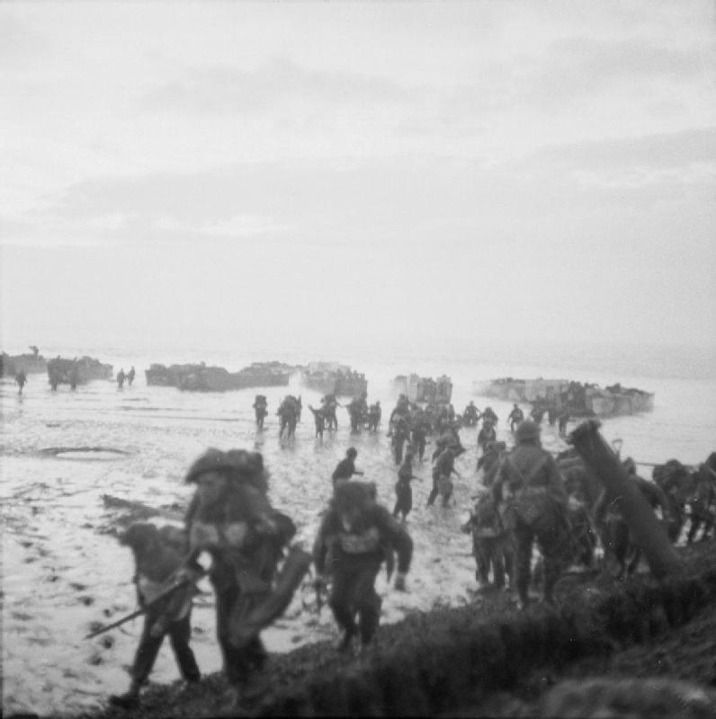 4th Special Service Brigade wade ashore from landing craft near Flushing