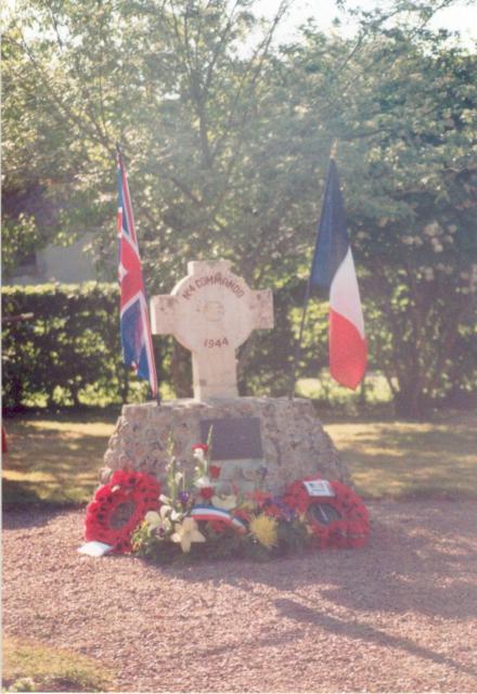 No.4 Commando monument, Hauger (2)
