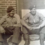 Mne Horace Townsend (left) and another Commando from 30 A.U.