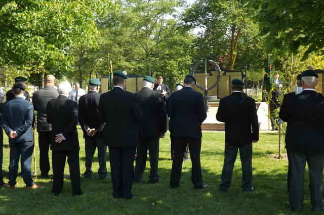 The Veterans at prayer