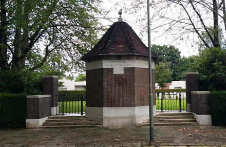 Main entrance Sittard War Cemetery
