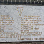 Linne Churchyard 1st Cdo. Bde. Memorial plaque
