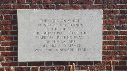 Uden War Cemetery plaque