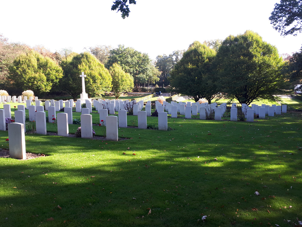 Mook War Cemetery