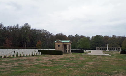 Rheinberg War Cemetery (3)