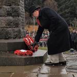 Ron Lain lays The CVA Wreath