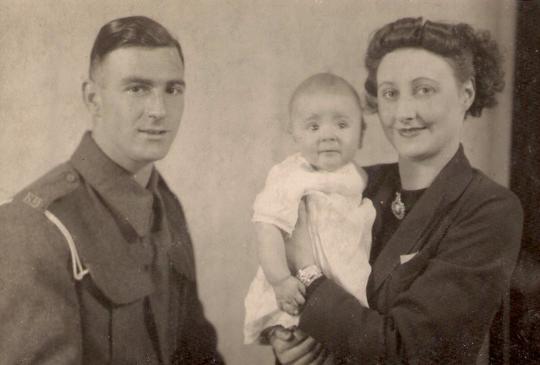 Edward John 'Ted Casselden with his wife Evelyn (Ev) and son Mike.