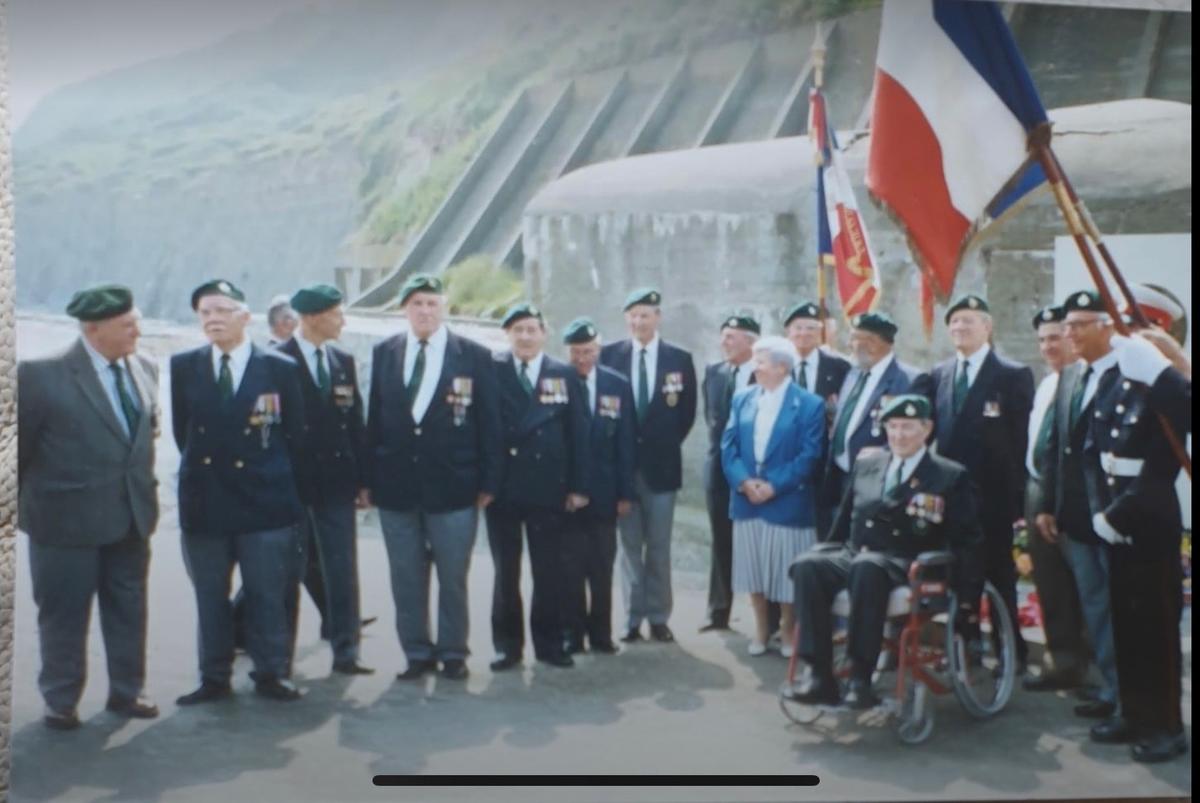 47RM Commando veterans at Normandy - 49th anniversary
