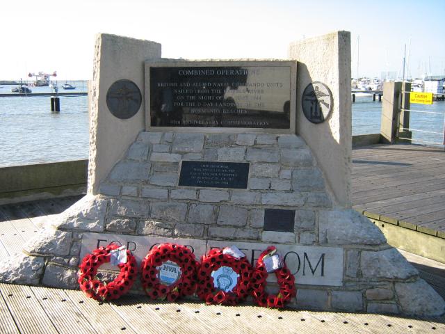 40th Anniversary plaque at Warsash, River Hamble (1)