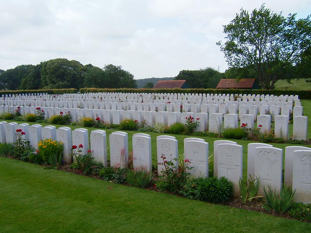 Operation Jubilee graves