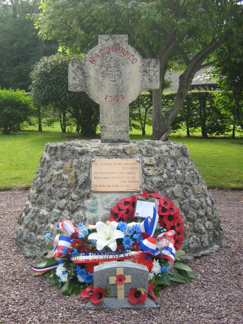 No.4 Commando monument, Hauger 2008
