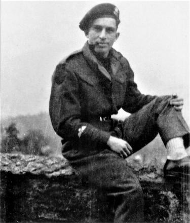 Peter Andrew Carson (born Peter Andreas Carlebach), No.10 (IA) Commando 3 Troop.
