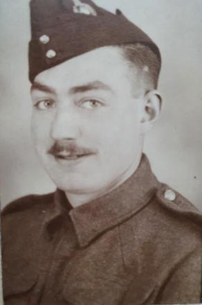 Geoffrey Henry Knight, 41RM Commando