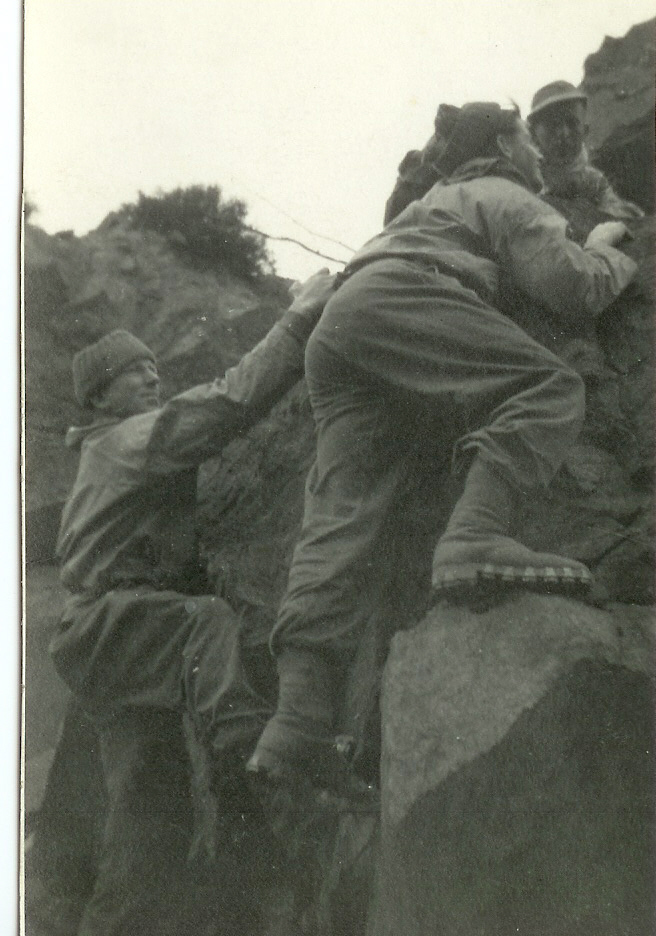 George Fraser and others, No.4 Commando
